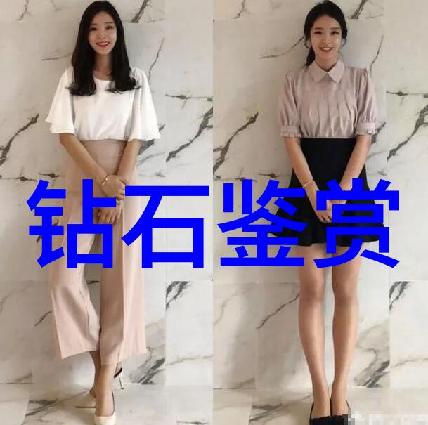 时尚搭配指南黑色中王者如何巧妙融入日常生活中