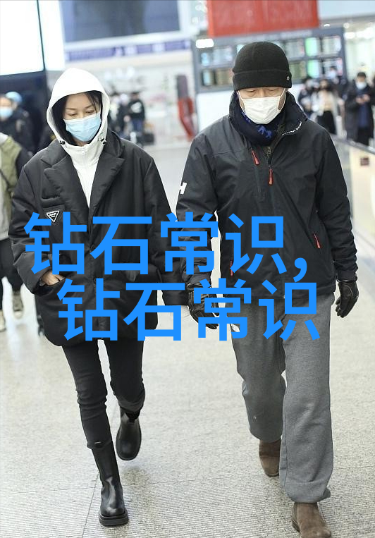 跨界创作如何将不同类型的题材融合成一部杰出的作品