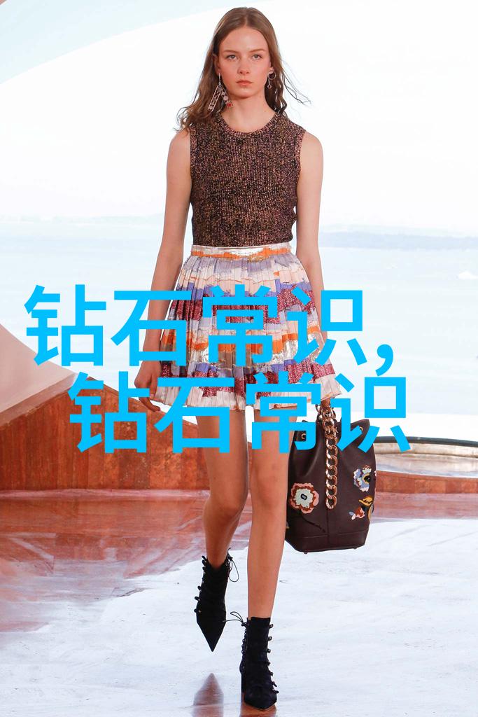 冰种A货翡翠手镯体现情感艺术之美于社会场景中展现其独特的魅力与价值