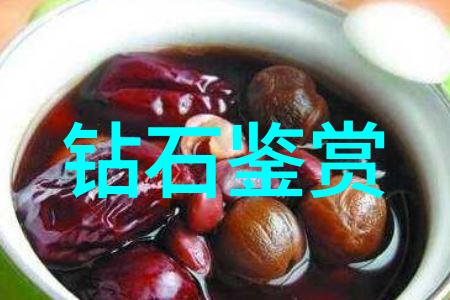 翡翠的秘密探索其颜色品质和收藏技巧