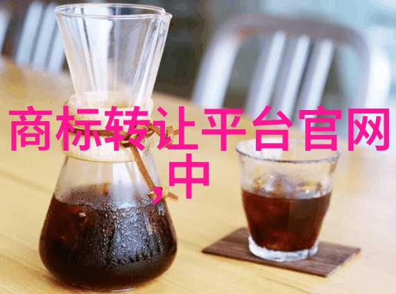 东陵玉与玉髓哪个更具价值比较两种宝石的投资和收藏价值