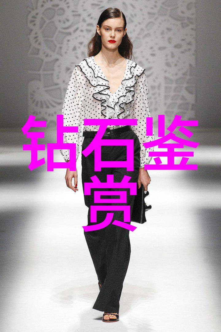 主题我心仪的翡翠手镯之选这款5000左右的糯种翡翠手镯让人一眼就爱上了它