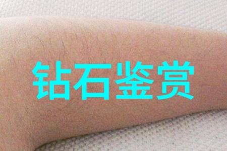 手工木匠技艺古朴自然的装饰品制造者