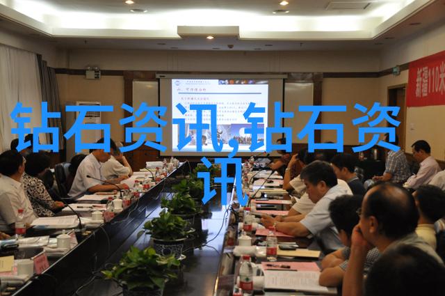 民族服饰与面具艺术穿越时空的纹章和表情