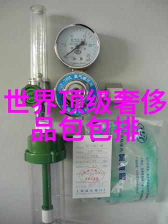 银光闪烁左手的守护与右手的展现