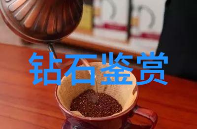 传统文化中为什么会将玉珠放在更高的地位而非石头类似物体如碧玉或绿宝石如珍珠