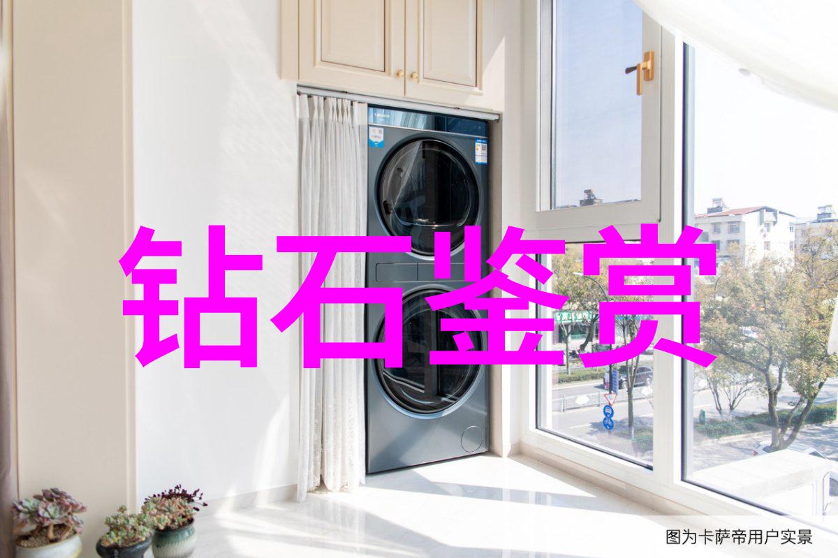 重生神座之月神 - 月光下的重生揭秘月神的新篇章