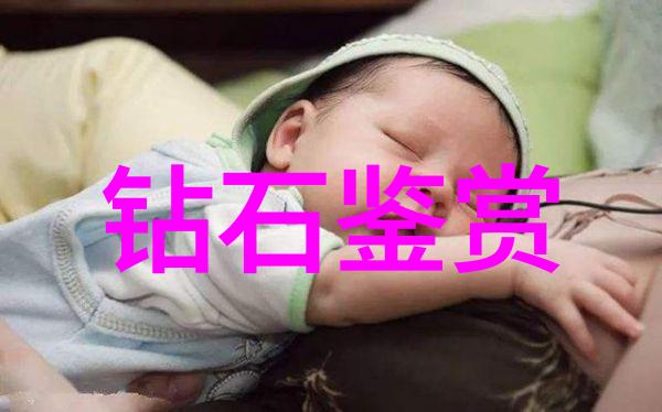 公交车最后一排被多人C-末班高峰揭秘公共交通中的隐形C位