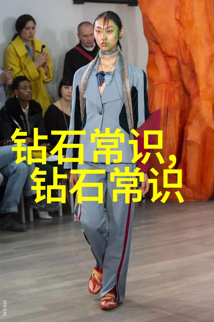 翡翠鉴定老板的宝石店里有没有我喜欢的好看又值钱的绿色宝石