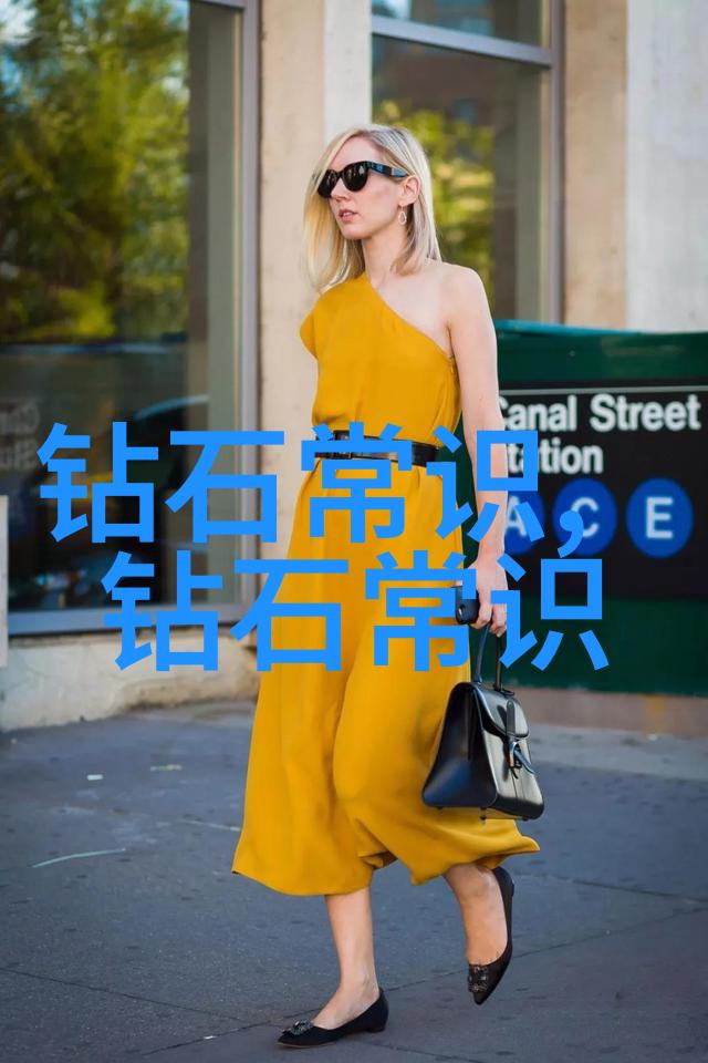 神雕侠侣中的江南七怪与华山派的交锋探究了武林盟约与个人信念之间的冲突