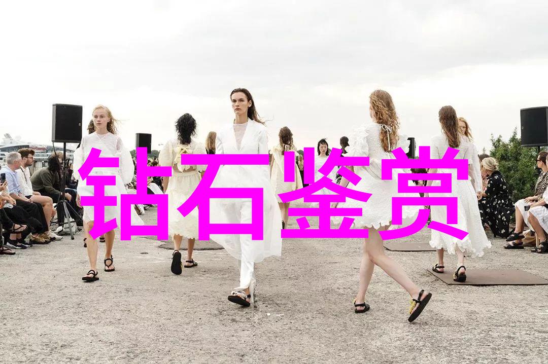 室内艺术设计我的家里也能变成画廊吗如何打造个性化的室内艺术空间