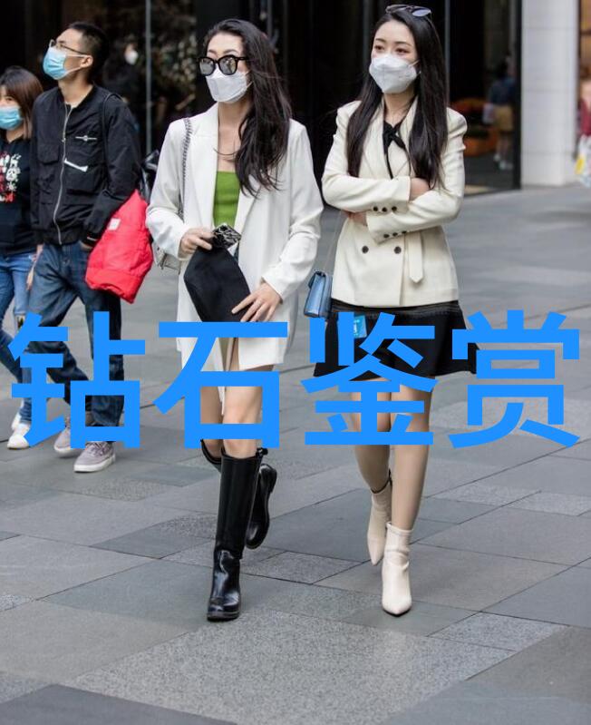 翡翠宝石的魅力绿色珍珠与历史的交响