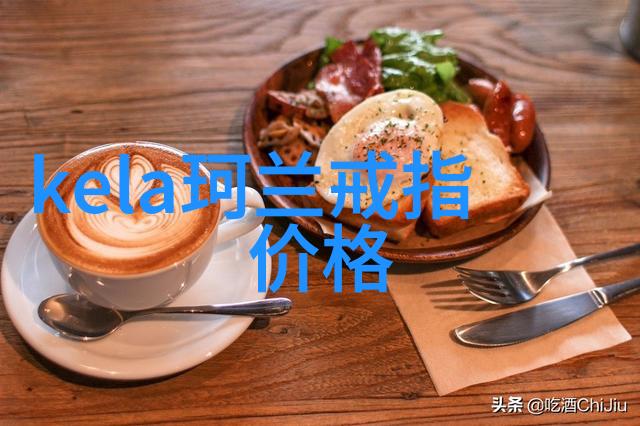 翡翠雕刻亲手雕出一片绿意盎然的艺术天地