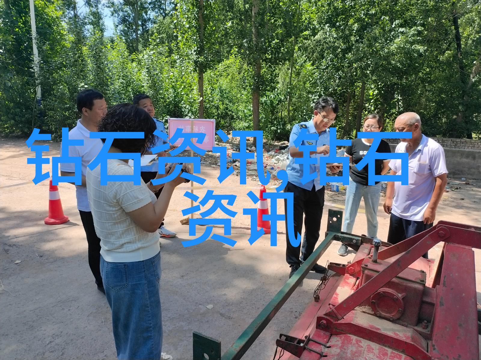 在购买或出售玉饰品时我们应该关注哪些关键要素以确保其真伪