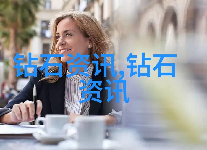 海边石头上的诗句与未来的预言探究一个关于命运的小故事