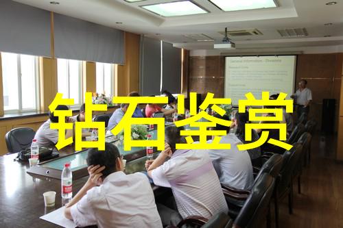 笔锋如刀剖析人心深处的情感纠葛